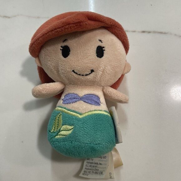 Ariel - Picture 2 of 2